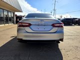 Used 2018 Toyota Camry XLE image 6