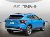 New 2025 Chevrolet Trax LT w/ Sunroof Package image 2