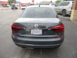 Used 2017 Volkswagen Passat 1.8T R-Line image 4