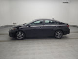 Used 2023 Kia Forte LXS image 2