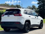 Used 2016 Jeep Cherokee Sport image 4