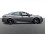 Used 2022 Toyota Camry SE image 2