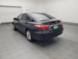 Used 2016 Toyota Camry LE image 5