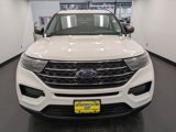 Used 2023 Ford Explorer XLT image 2