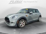 Used 2019 MINI Cooper 2-Door Hardtop image 3