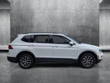 Used 2019 Volkswagen Tiguan SE w/ Panoramic Sunroof Package image 4