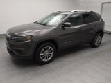 Used 2019 Jeep Cherokee Latitude Plus w/ Cold Weather Group image 2