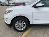 Used 2021 Chevrolet Equinox LT image 2