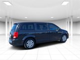 Used 2019 Dodge Grand Caravan SE image 3