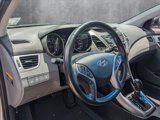Used 2015 Hyundai Elantra Limited image 2