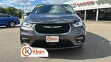 Used 2023 Chrysler Pacifica Touring-L image 2