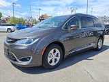 Used 2018 Chrysler Pacifica Touring-L image 3