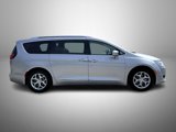 Used 2019 Chrysler Pacifica Touring-L Plus w/ Tire & Wheel Group image 4