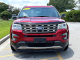 Used 2017 Ford Explorer XLT w/ Equipment Group 202A image 2