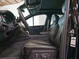 Used 2023 Bentley Bentayga Plug-In Hybrid image 2