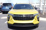 New 2025 Chevrolet Trax RS w/ Sunroof Package image 2