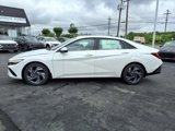 New 2025 Hyundai Elantra SEL image 4