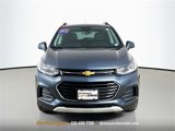 Used 2022 Chevrolet Trax LT w/ LT Convenience Package image 2