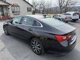 Used 2018 Chevrolet Malibu LT w/ Leather Package image 4