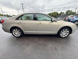 Used 2009 Lincoln MKZ image 4