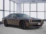 Used 2019 Dodge Challenger SXT image 3