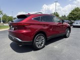 Used 2023 Toyota Venza XLE image 3