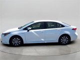 Used 2021 Toyota Corolla LE image 3