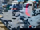 Used 2016 Kia Soul EV + image 4