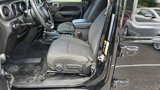 Used 2021 Jeep Wrangler Sport image 4