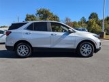 Used 2022 Chevrolet Equinox LT image 2