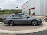 Used 2023 Volkswagen Jetta SEL image 2