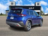 Used 2023 Nissan Rogue SV image 5
