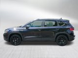 Certified 2022 Volkswagen Taos SE image 4