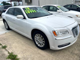 Used 2014 Chrysler 300 image 3