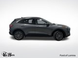 Used 2022 Ford Escape SEL w/ Technology Package image 2