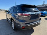Used 2015 Toyota Highlander LE image 5