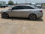 Used 2021 Hyundai Elantra Limited image 2