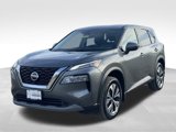 Certified 2022 Nissan Rogue SV image 2