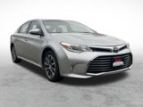 Used 2018 Toyota Avalon XLE Premium image 3