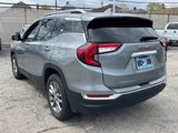 Used 2023 GMC Terrain SLT image 4