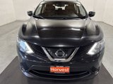 Used 2019 Nissan Rogue Sport SV image 2