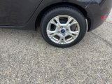 Used 2015 Ford Fiesta SE image 5
