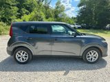 Used 2022 Kia Soul LX w/ Technology Package image 6