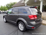 Used 2017 Dodge Journey SXT w/ Comfort/Convenience Group image 4