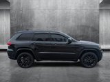 Used 2017 Jeep Grand Cherokee Altitude image 4