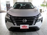 Used 2025 Nissan Rogue SV image 2