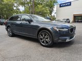 Used 2018 Volvo V90 T6 Cross Country image 2