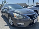 Used 2013 Nissan Altima 2.5 SL w/ Technology Pkg image 4