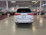 Used 2023 Mitsubishi Outlander SE image 4