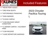 Used 2023 Chrysler Pacifica Touring-L image 3